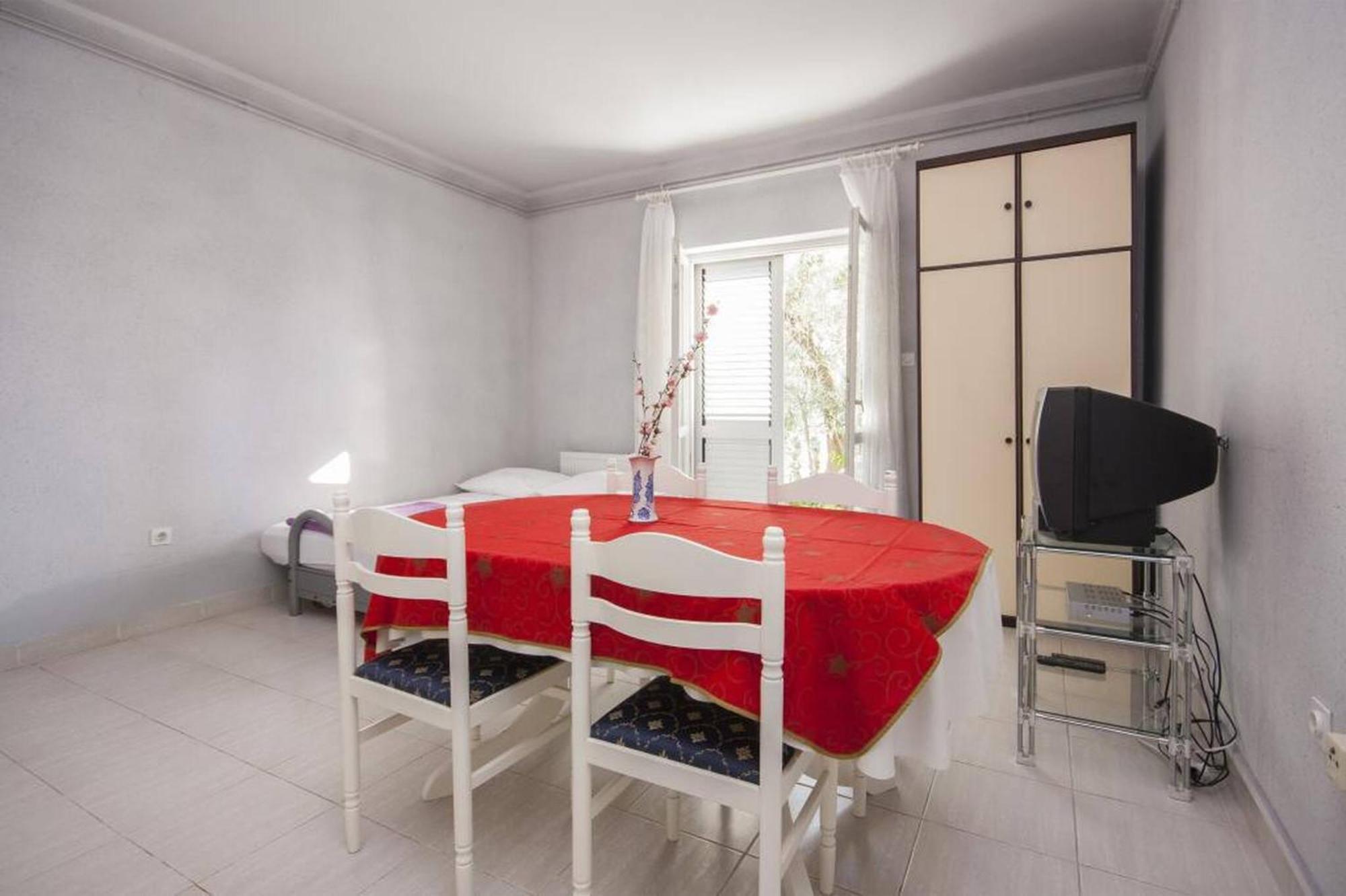 Apartments Zdenka Brodarica  Bagian luar foto