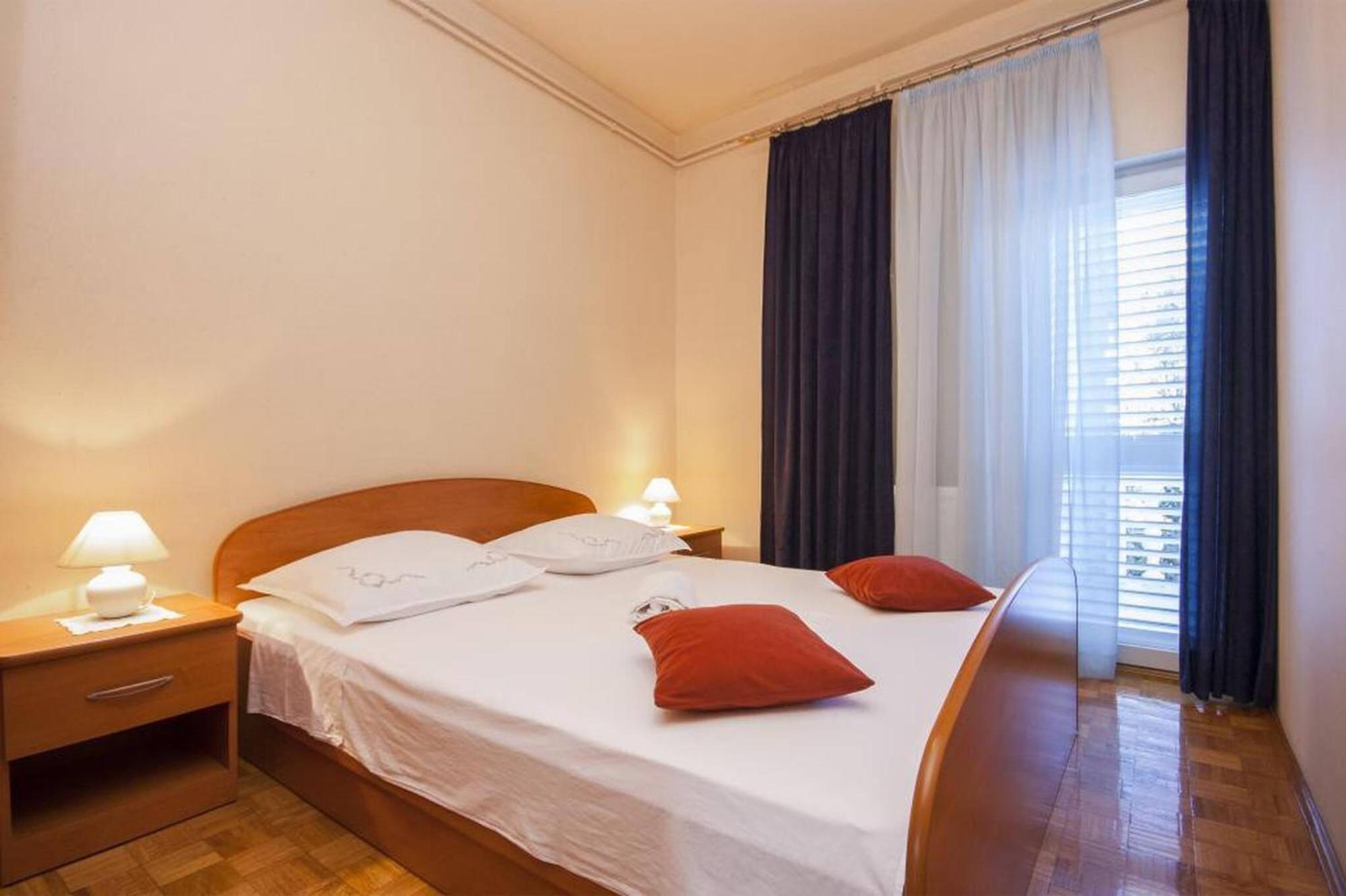 Apartments Zdenka Brodarica  Bagian luar foto