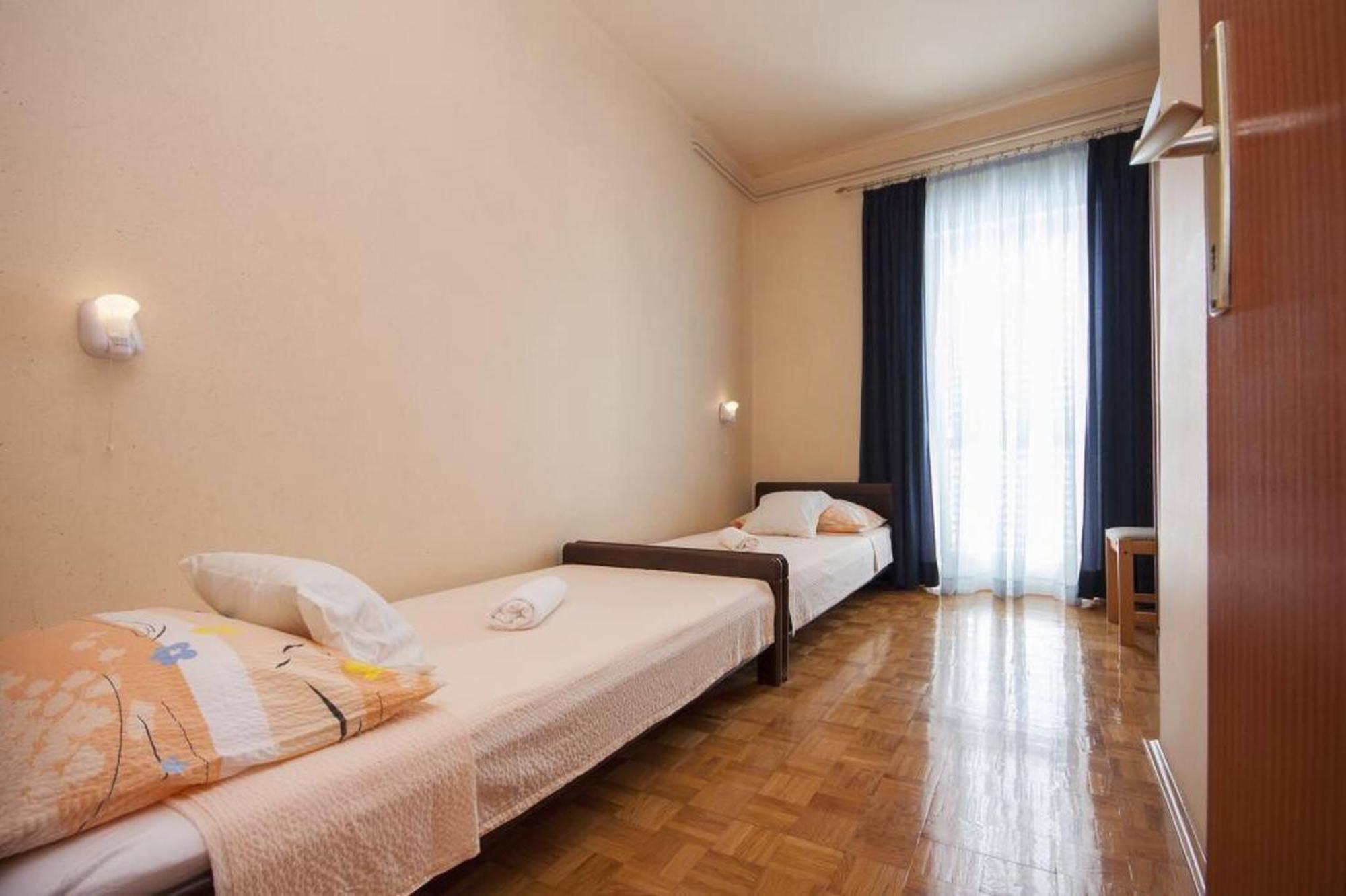 Apartments Zdenka Brodarica  Bagian luar foto